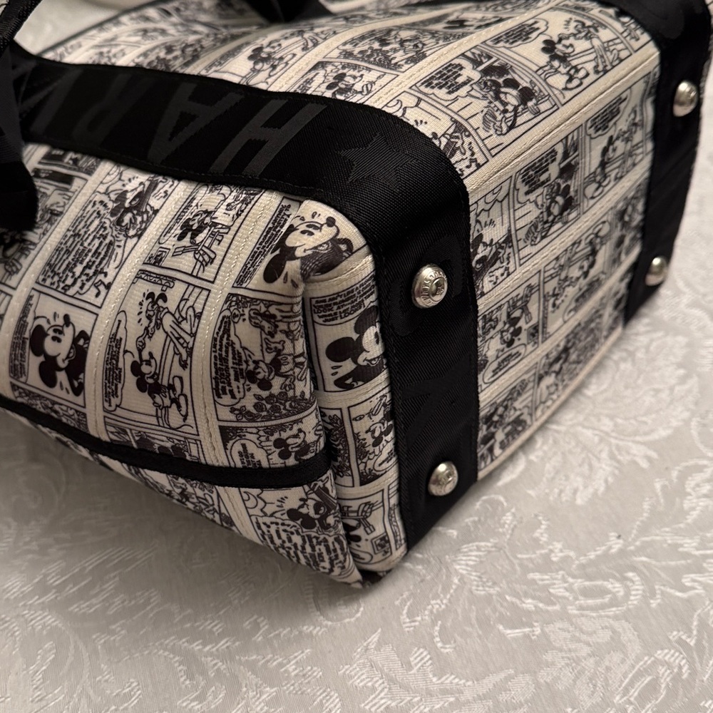 Disney Harveys Couture Tote🖤 - Picture 7 of 11